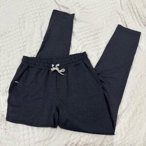 Vuori Men’s Performance Soft Joggers NWOT